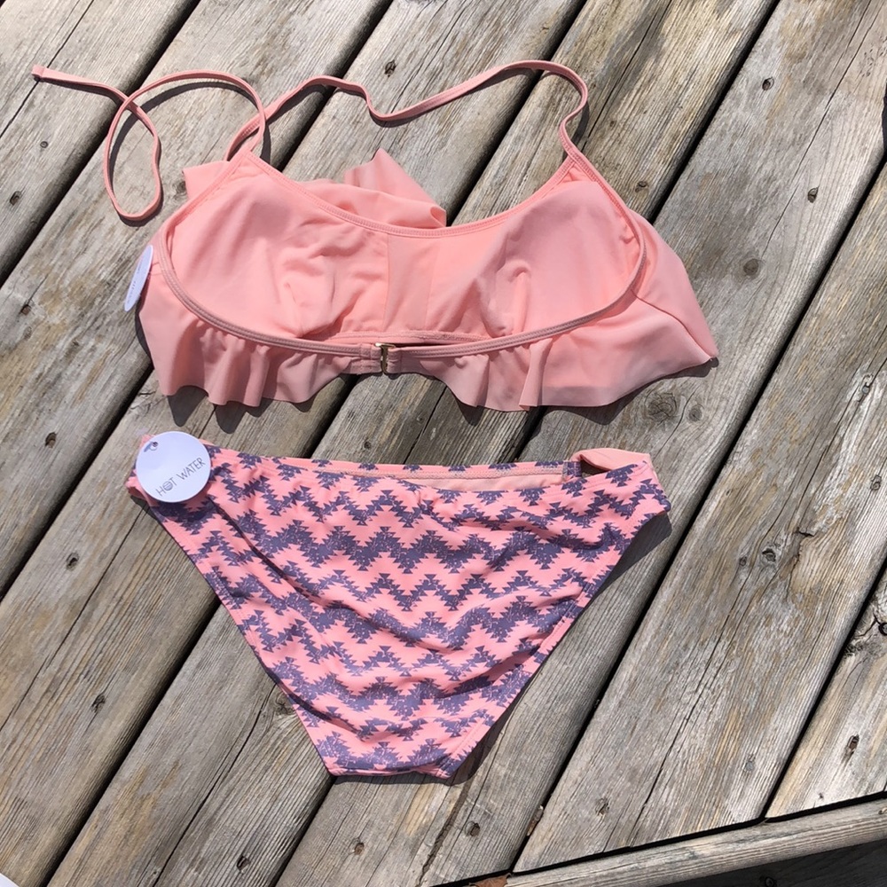 Hot Water Bikini Set - Picture 2 of 4